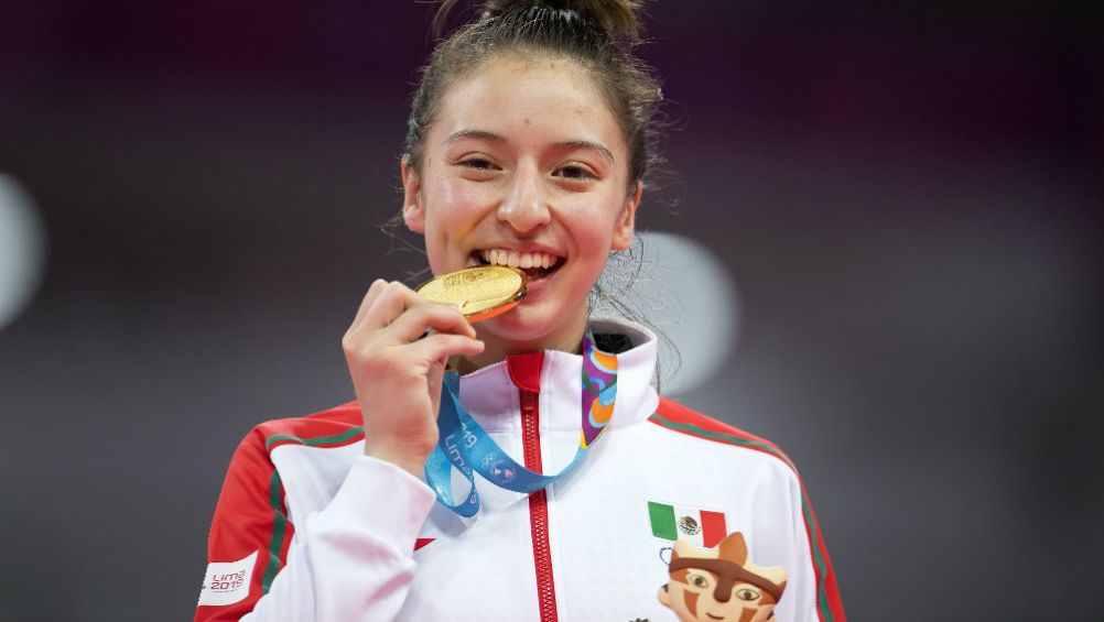 Daniel Souza, con medalla de oro en taekwondo