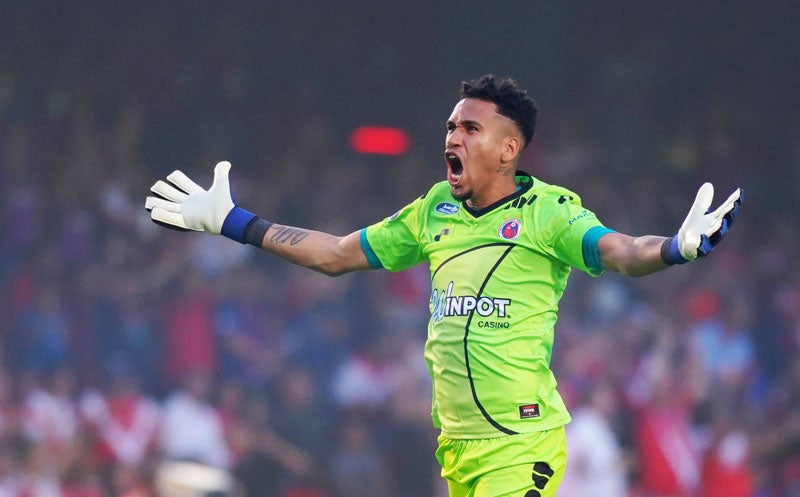 Pedro Gallese celebra en un partido de Veracruz