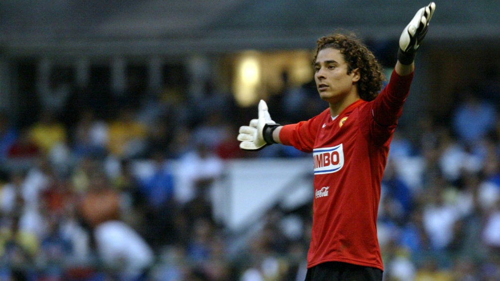 Guiellermo Ochoa cuando jugaba en América