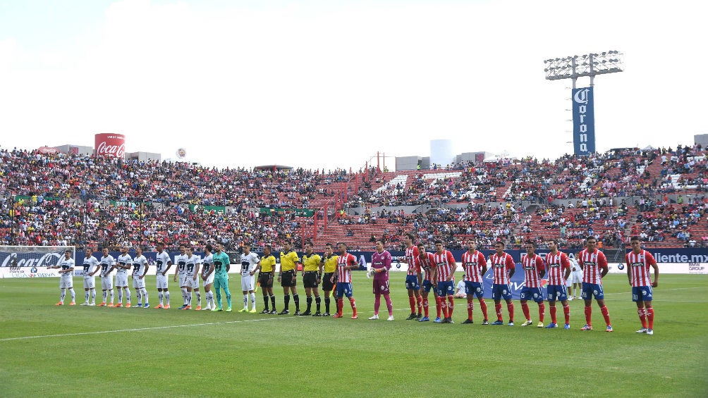 Perspectiva desde el campo del estadio Alfonso Lastras