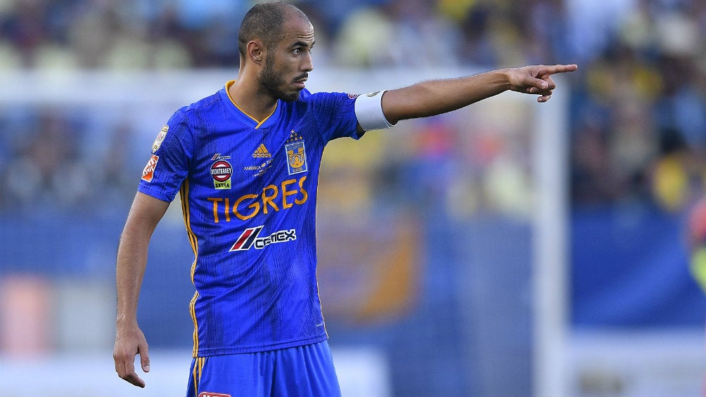 Guido Pizarro en un enfrentamiento con Tigres