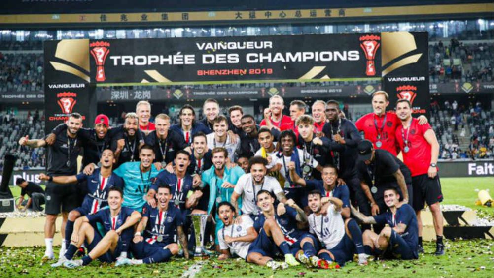 PSG tras lograr la Supercopa de Francia