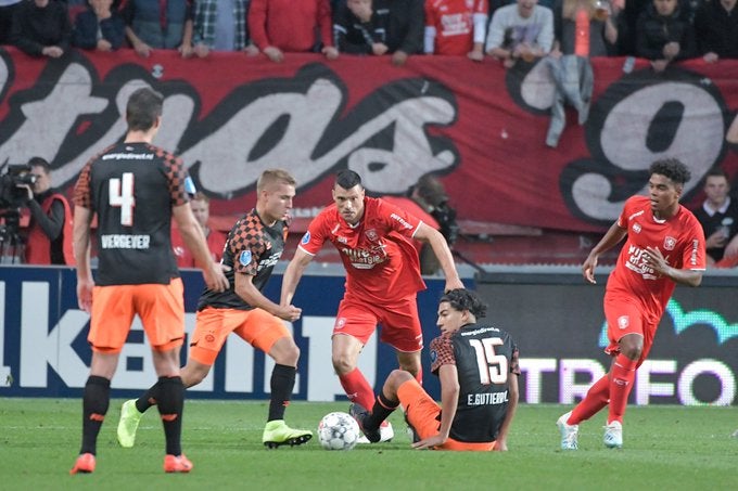 Jugadores del Twente durante el partido