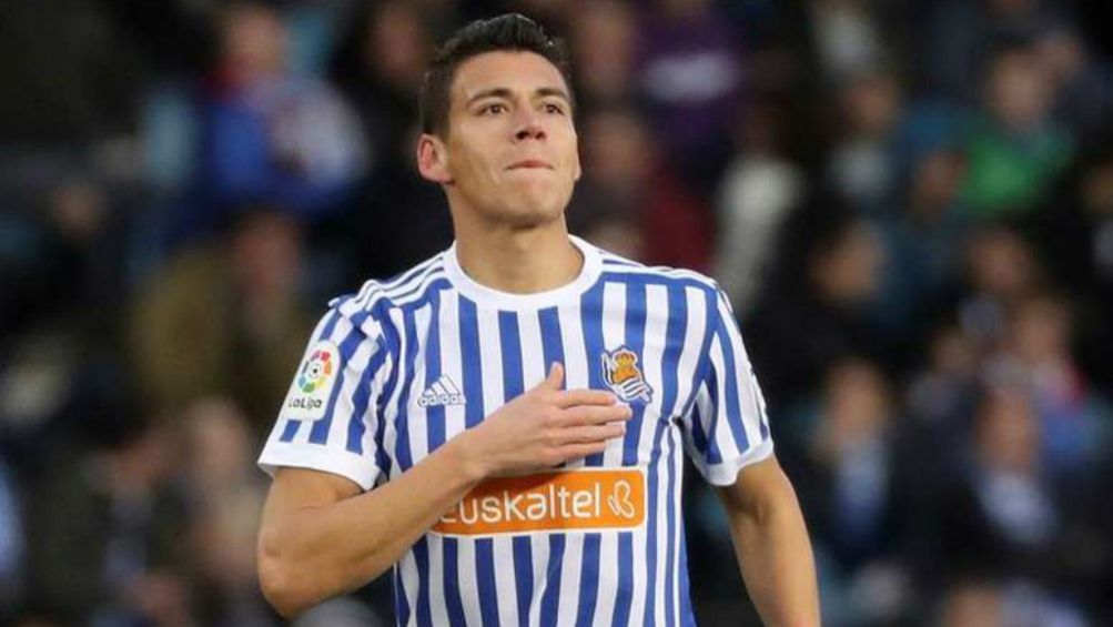 Héctor Moreno festeja un gol con la Real Sociedad