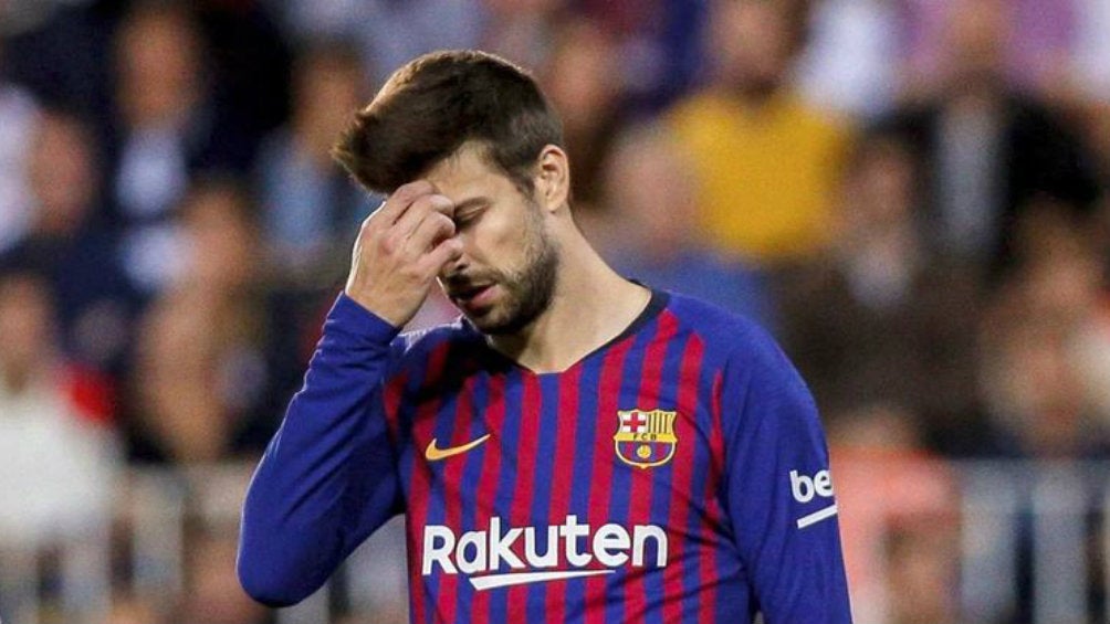 Gerard Pique en acción con Barcelona