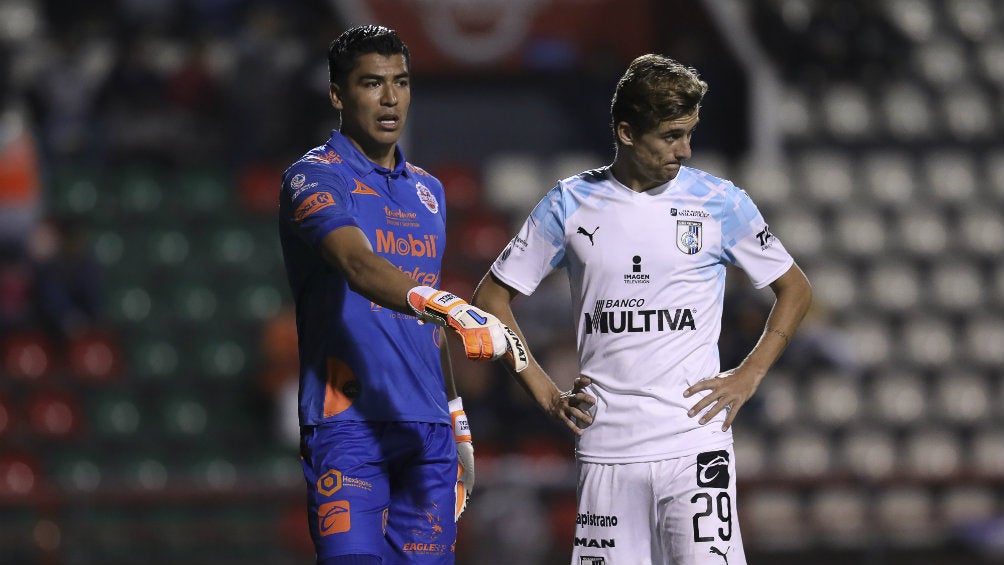 Antonny Monreal y Jordi Cortizo durante el partido