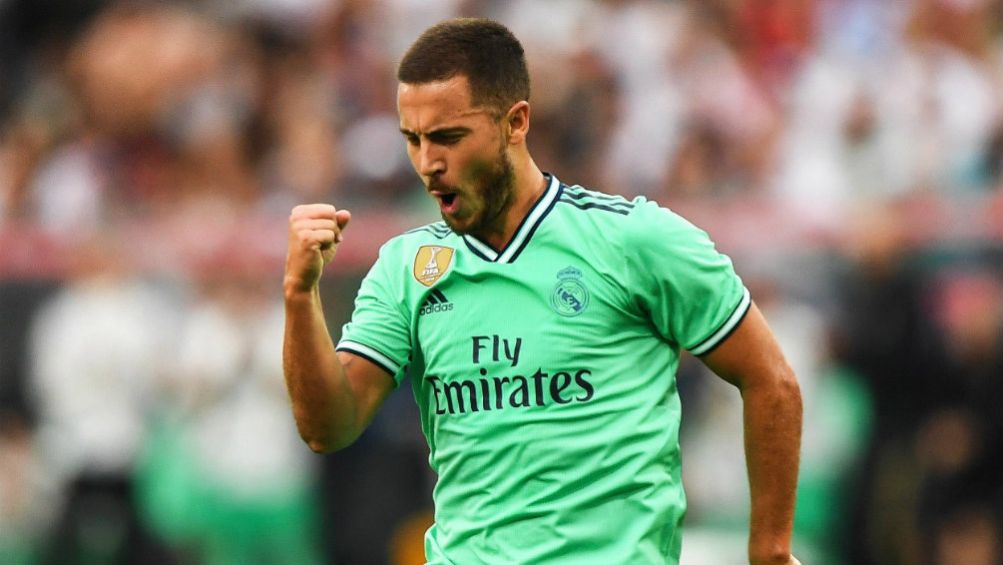 Eden Hazard festeja un gol con el Real Madrid