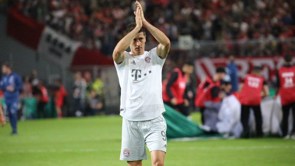 Robert Lewandowski celebrando su anotación 