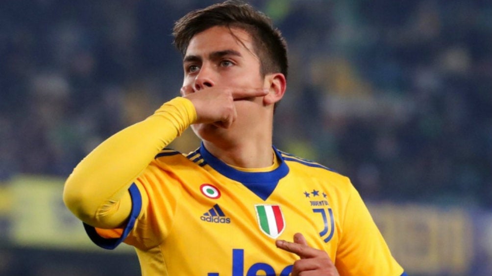 Dybala celebrando una anotación con la Juventus