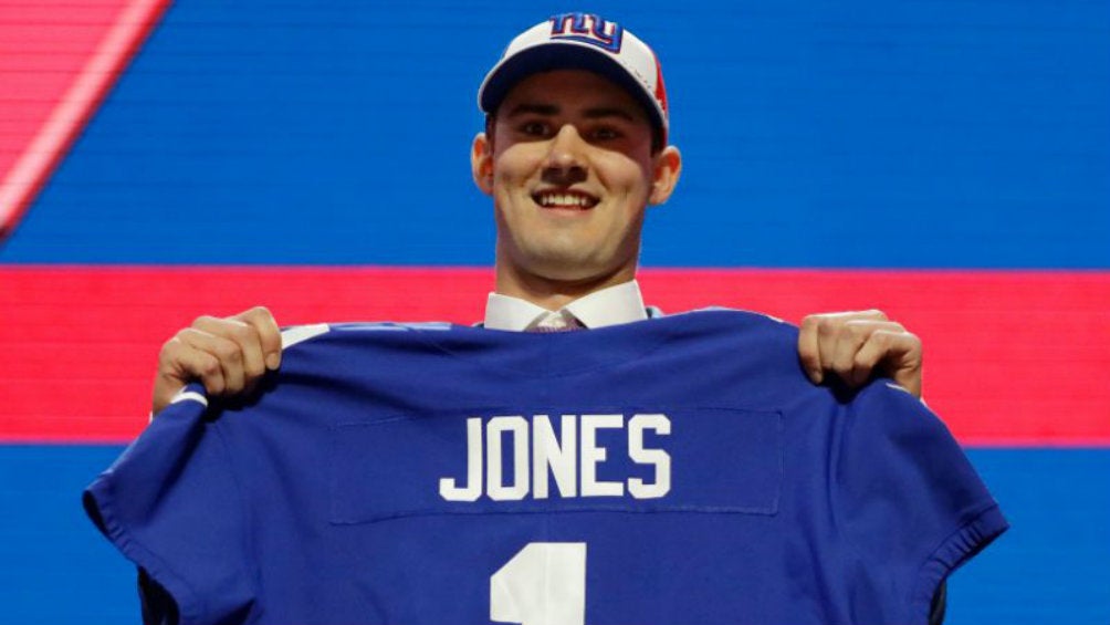 Daniel Jones, seleccionado por los Giants