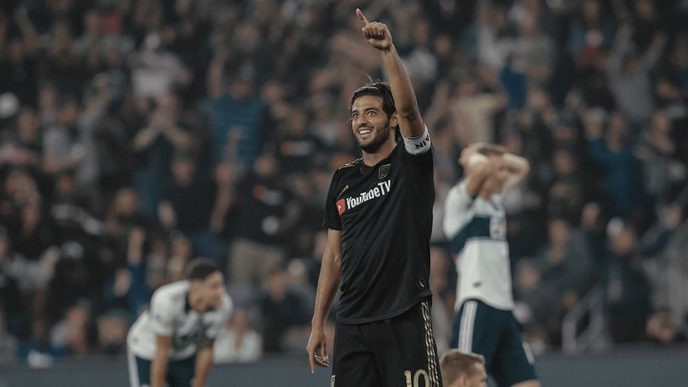 Carlos Vela celebra un gol con Los Angeles FC