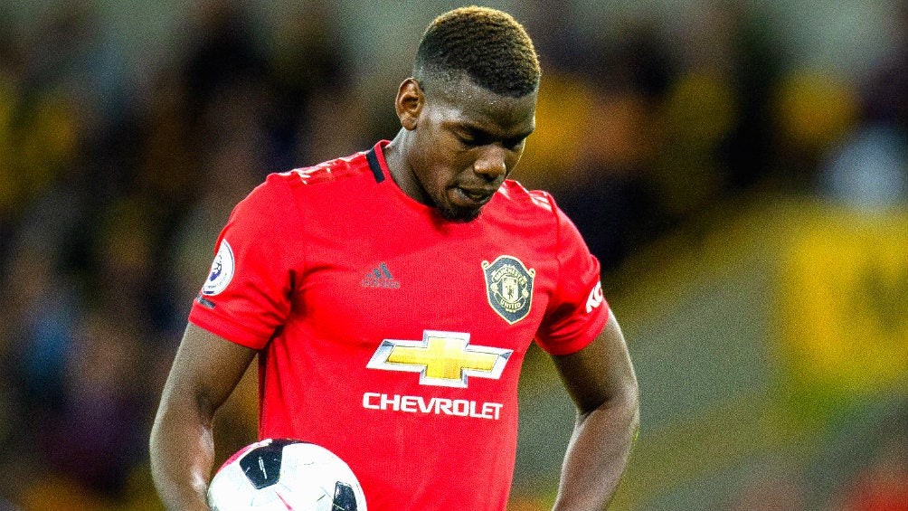 Paul Pogba en lamento tras fallar un penalti vs Wolverhampton 