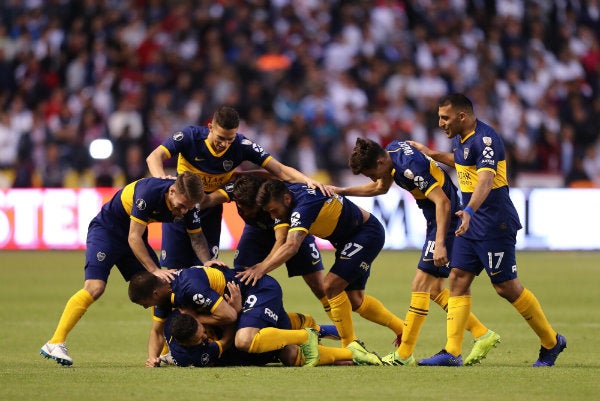 El cuadro Xeneize celebra un gol de Reynoso