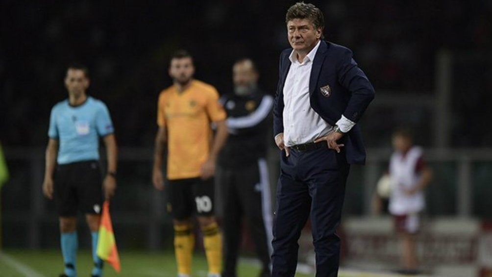 Walter Mazzarri durante el partido ante el Wolverhampton