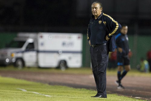 José Luis Trejo cuando dirigía a Pumas