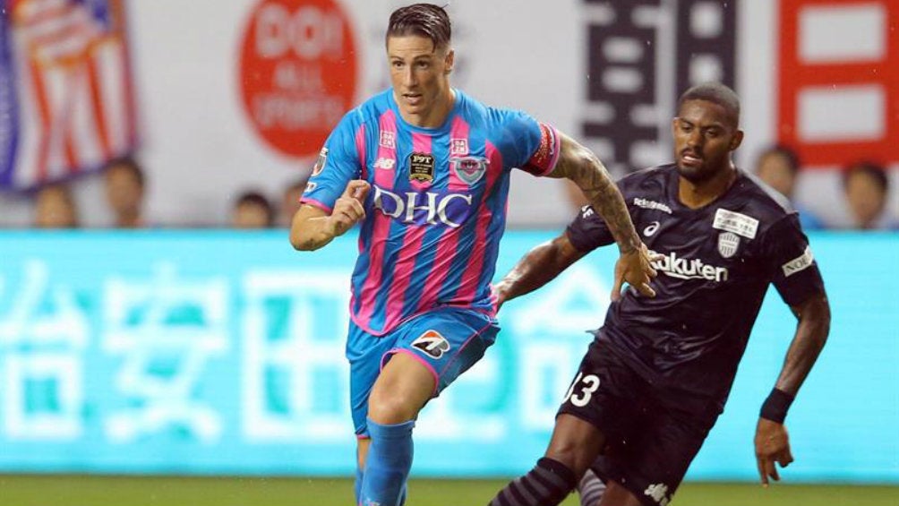 El Niño Torres durante un partido con el Sagan Tosu