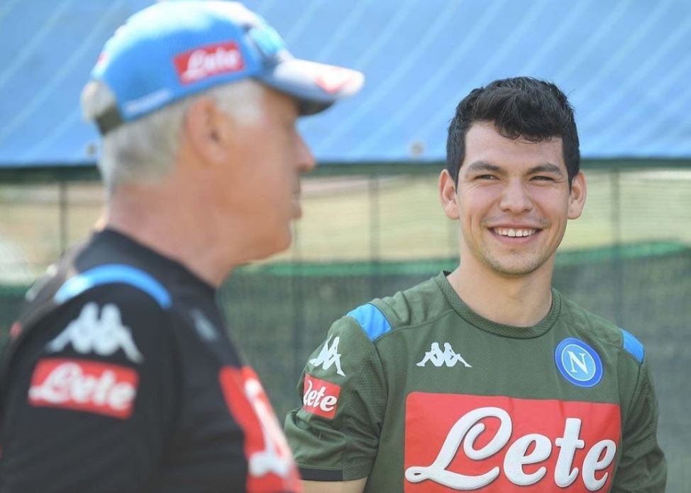 Lozano, en su primer entrenamiento con el Napoli