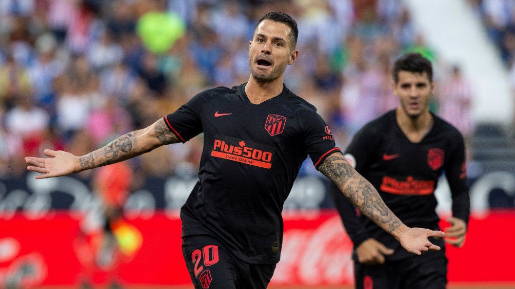 Vitolo celebrando su anotación con Atlético de Madrid