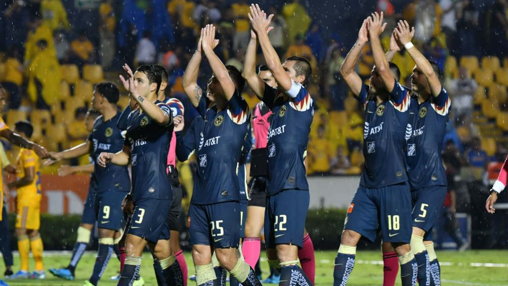 Jugadores del América tras el partido ante Tigres