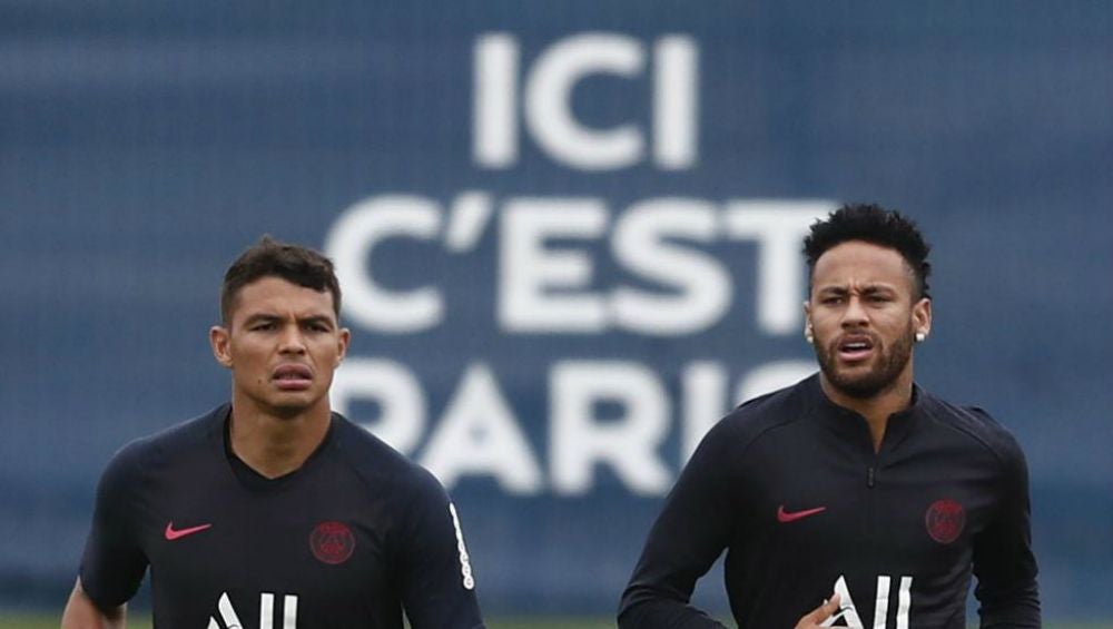 Thiago Silva y Neymar, en un entrenamiento con el PSG