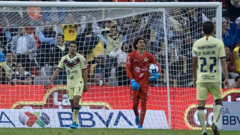 Jugadores del América se lamentan tras anotación de Tuzos