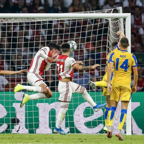 El momento exacto del gol de Edson Álvarez vs APOEL