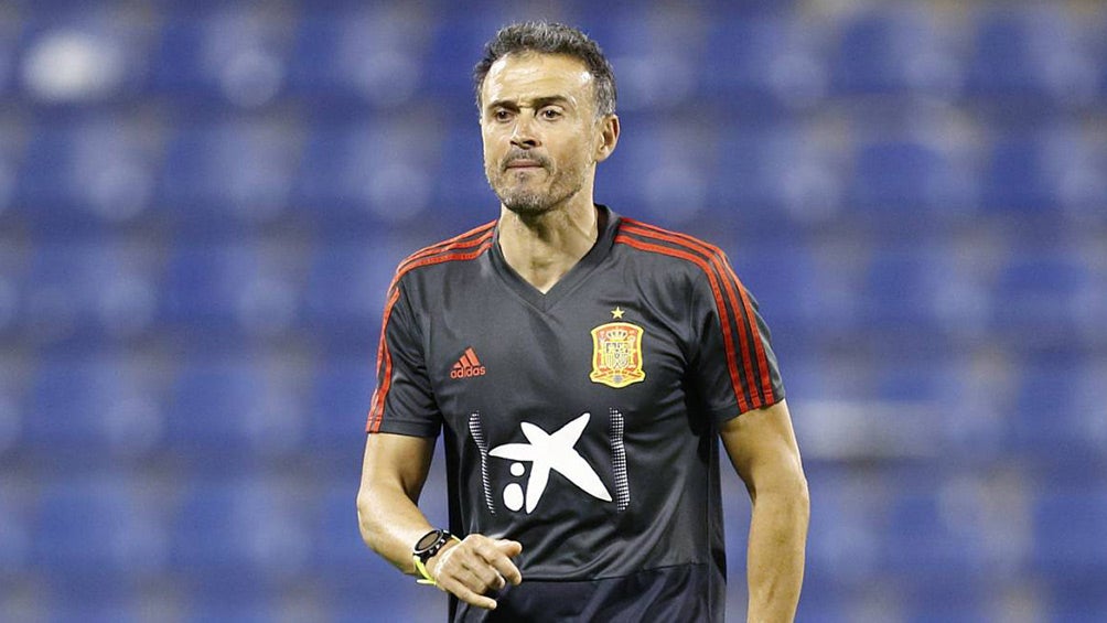 Luis Enrique dirige entrenamiento de España 