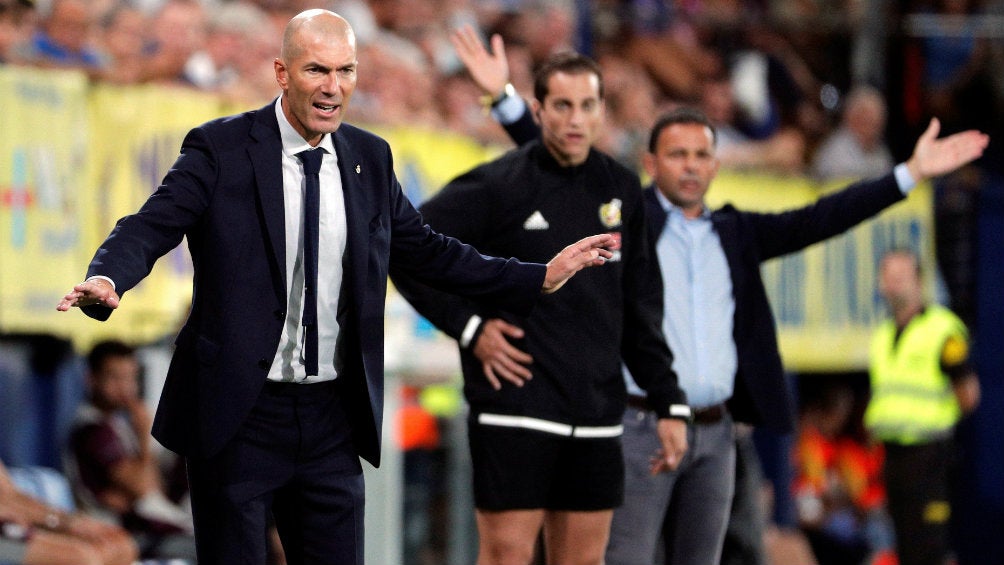 Zinedine Zidane durante un partido contra el Villarreal 