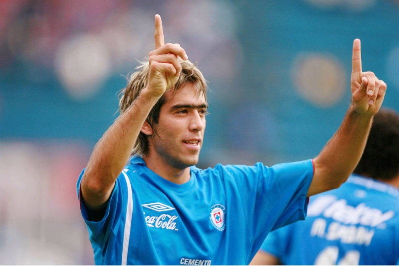 César Delgado, en un juego con Cruz Azul en 2006