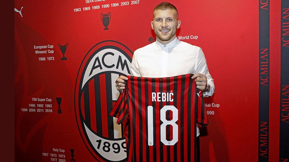 El delantero croata Ante Rebic, la nueva apuesta de gol del Milan