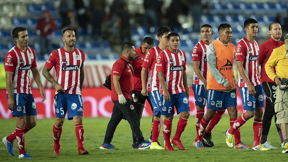 Jugadores del San Luis, tras una derrota del equipo potosino