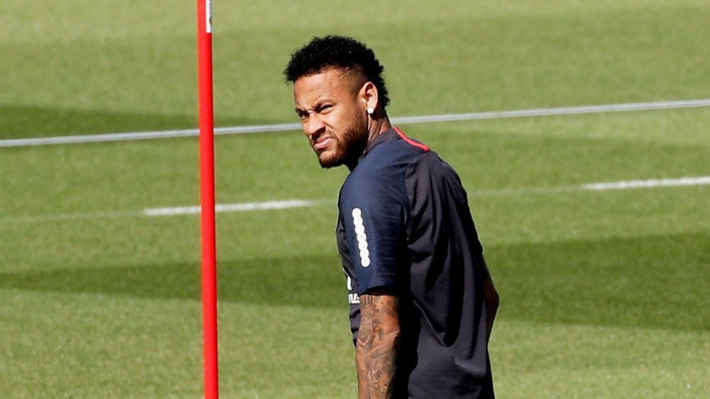 Neymar, en un entrenamiento con el PSG