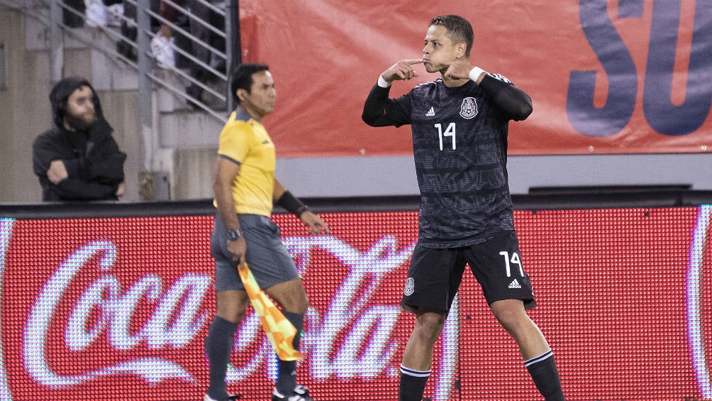 Chicharito celebra su gol ante Estados Unidos