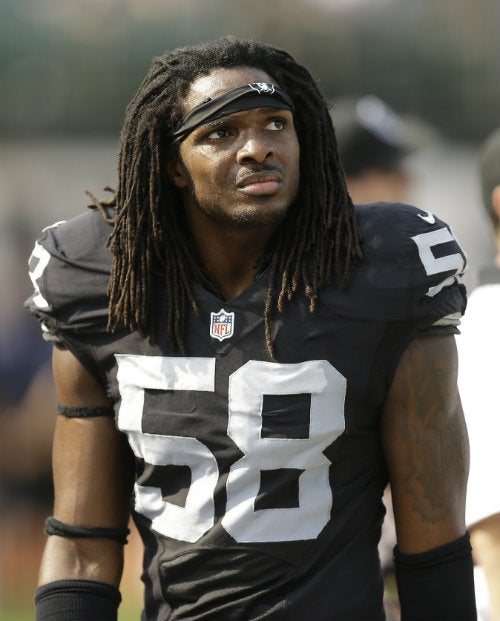 Neiron Ball con el uniforme de los Raiders