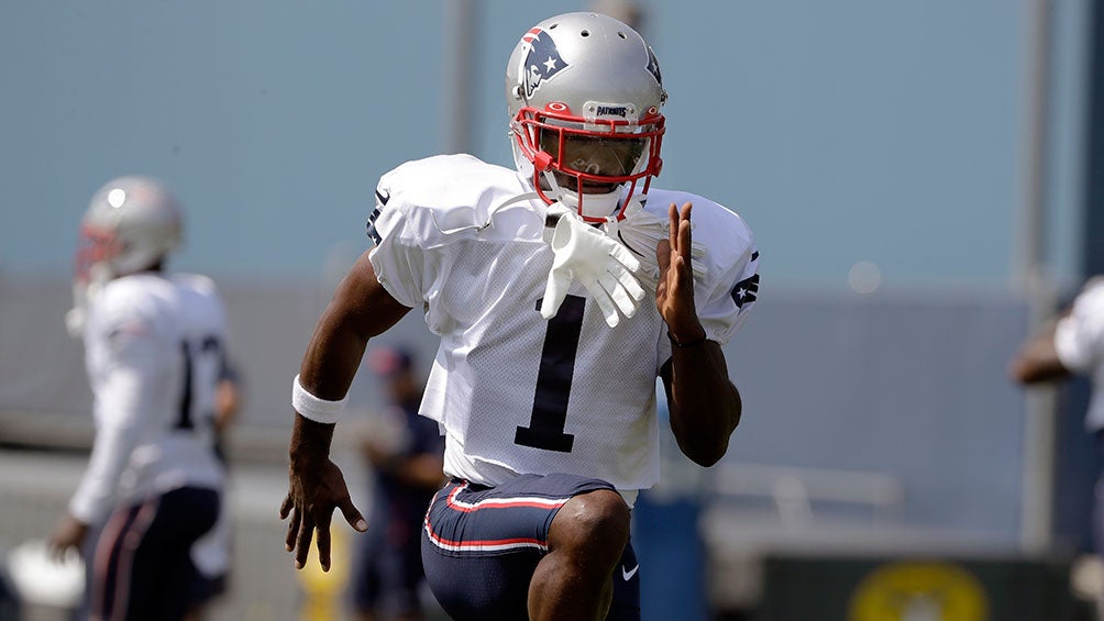 Antonio Brown entrena con los Patriots