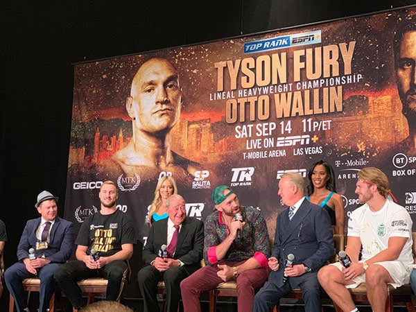 Tyson Fury, en conferencia de prensa, previo a pelea del fin de semana