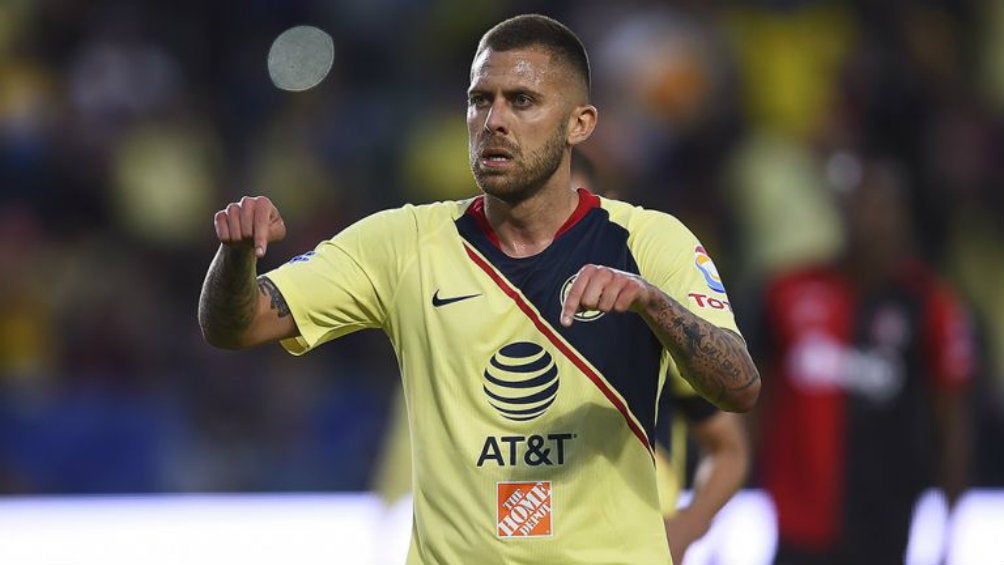 Ménez, durante juego contra Atlas