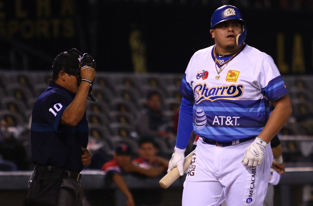 Japhet en un juego con los Charros