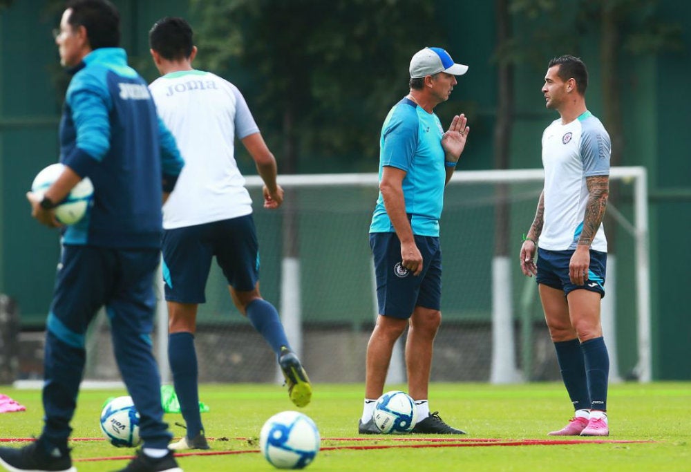 Siboldi enun entrenamiento de los cementeros