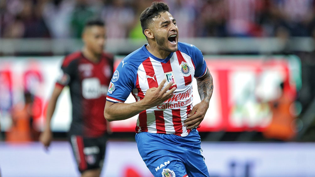 Alexis Vega, entre los máximos goleadores de Chivas en Clásicos Tapatíos