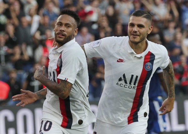 Neymar y Mauro Icardi en acción con PSG