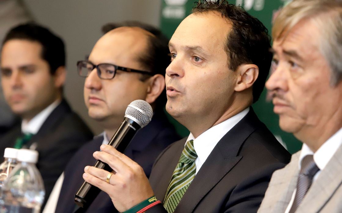 Alejandro Hutt, durante la presentación de serie Gigantes de Latinoamérica 