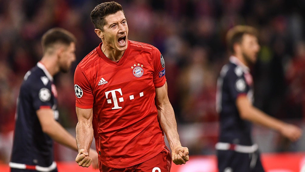 Lewandowski celebra su gol en el Allianz Arena