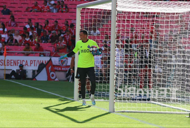 Marchesín previo a un juego con el Porto