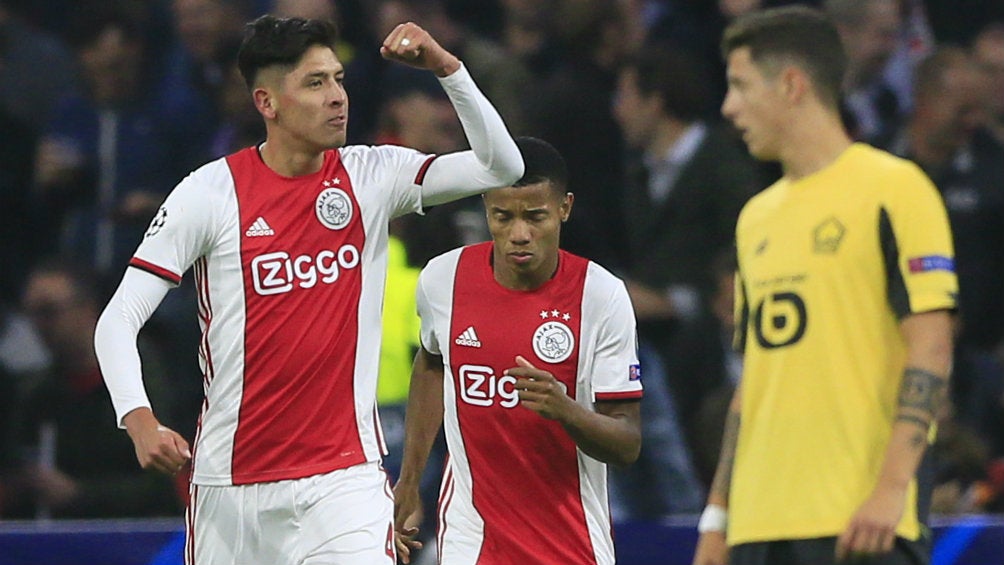 Edson Álvarez celebra su gol ante el Lille en Champions League