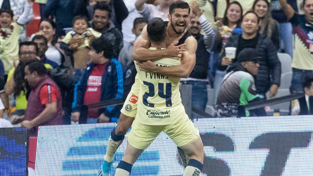 Henry Martín celebra una de sus dianas frente a Gallos