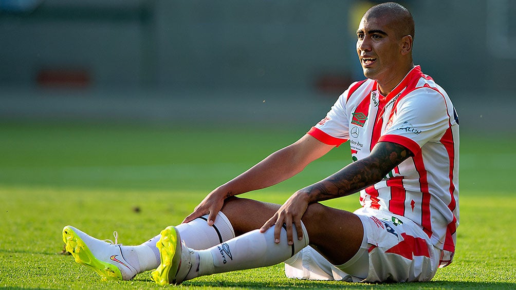 Gorocito, durante un partido con Necaxa en 2015