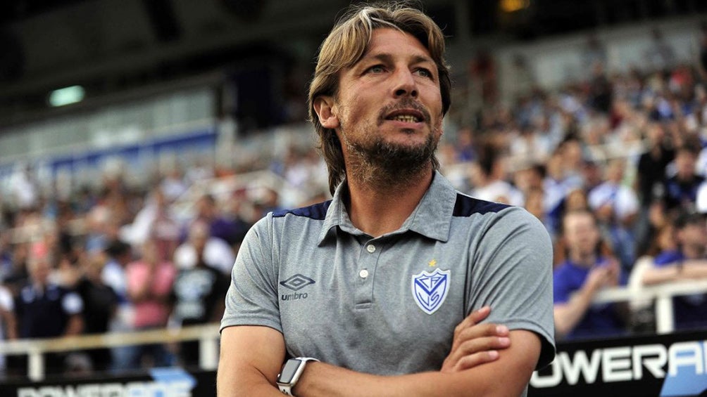 Heinze es actualmente técnico de Vélez Sársfield de Argentina