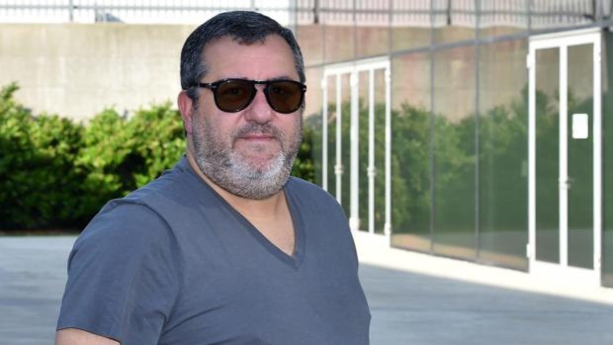 Mino Raiola, agente de Pogba y Lozano, entre otros