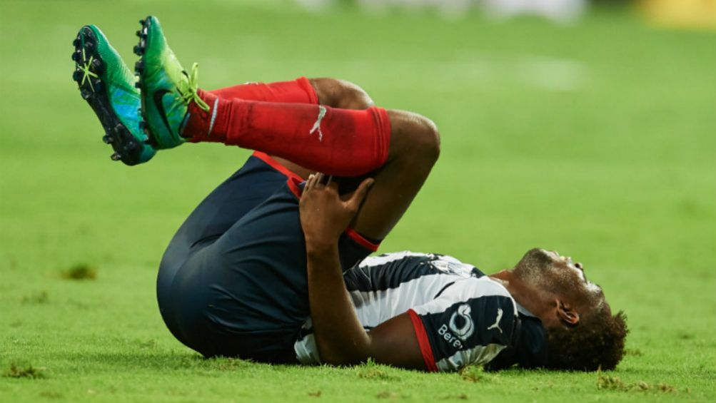 Avilés Hurtado, tras lesionarse 